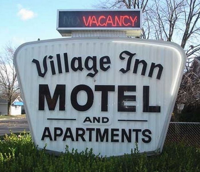 Village Inn Motel & Apts (D&O Motel) - Web Listing (newer photo)